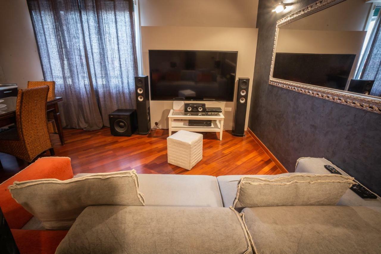 Cinematic Modern Flat, 100 Mt Da Ospedale Apartment ราเวนนา ภายนอก รูปภาพ